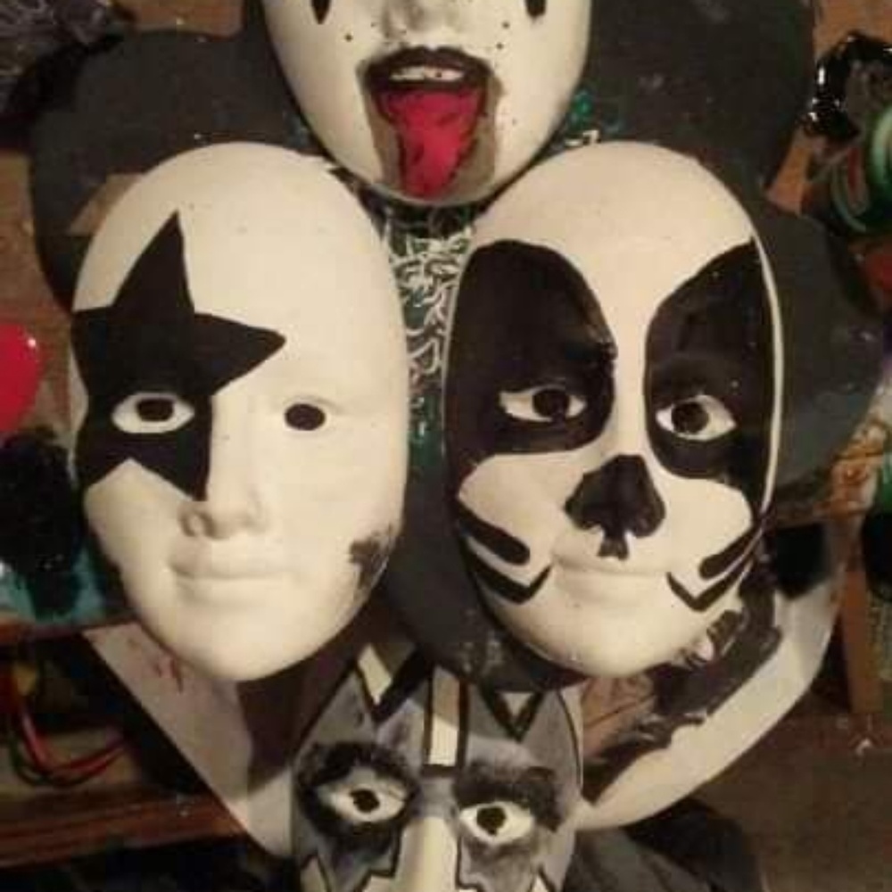 Concrete statues